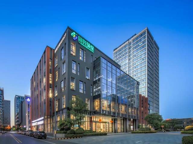 广西标准地板打蜡生产商创新服务